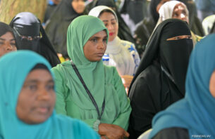 މޫނުބުރުގާ އަޅައިގެން ސިވިލްސަރވިސްގައި ވަޒީފާ އަދާކުރެވޭގޮތަށް ގަވާއިދު އިސްލާހުކޮށްފި thumbnail image