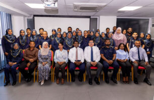 އުރީދޫއިން އިމިގްރޭޝަންގެ މުވައްޒަފުންނަށް ތަމްރީނު ޕްރޮގްރާމެއް thumbnail image