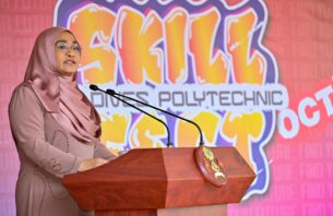 ގައުމު ކުރިއަރުވަން ހުނަރުވެރިކަން ދަސްކުރަން ފުރުސަތުތަކުގެ ބޭނުން ހިފަން ފަސްޓް ލޭޑީ ގޮވާލައްވައިފި thumbnail image