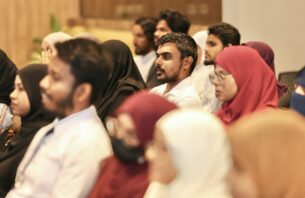 ރާއްޖޭގައި ފުރަތަމަ އެމްބީބީއެސް ފުރިހަމަކުރި 20 ޑޮކްޓަރުން ހިދުމަތަށް thumbnail image