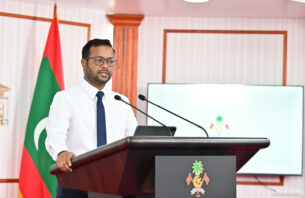 އެއްބަސްވުމާ ޚިލާފުވާ ފަރާތްތަކުގެ ފްލެޓްތައް ނެގުމުގެ މަސައްކަތްދަނީ ކުރަމުން: ވަޒީރު ޑރ.މުއްޠަލިބު thumbnail image