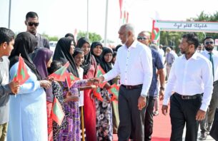 އޮޅުވެލިފުށީ ކަރަންޓުގެ މައްސަލަ ރޯދައިގެ ކުރިން ހައްލުކޮށްދޭނަން: ރައީސް thumbnail image