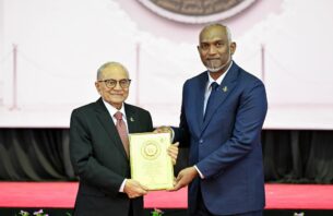 މި ފަހުރުވެރި އައްޑަނައިގެ ހައްގުވެރިންނަކީ ހިތްވަރުގަދަ ދިވެހިން: މައުމޫން thumbnail image