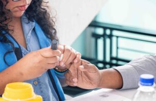 ހަކުރު ބަލީގެ ދުވަހާ ގުޅިގެން މުޅި ރާއްޖޭގައި ސްކްރީނިންގެ ހަރަކާތްތަކެއް ބާއްވަނީ thumbnail image