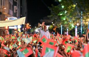 މާދަމާއާ ހަމައަށް ބަޔޯ މެޓްރިކްސް ނުދީ ހުރި ހުރިހާ ބިދޭސީން ޑިޕޯޓްކުރާނަން: ރައީސް thumbnail image