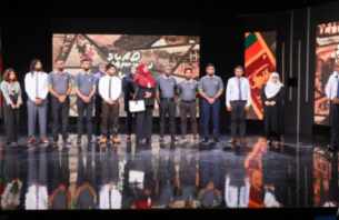 "ސިލޯނާއެކު ދިވެހީން" ޓެލެތޯނަށް އެޗްޑީސީން އެއްލައްކަ ރުފިޔާ ހަދިޔާކޮށްފި thumbnail image