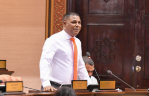 އަނބިމީހާއަށް 15000 ރުފިޔާ ދީފައި، ކޮފީއެއް ބޯލާއިރަށް މުސާރަ ހުސްވޭ: އައްބާސް thumbnail image