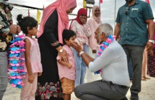 ކޮންމެ ކުޑަކުއްޖަކަށް ވެސް ފުރުސަތުތައް ކަށަވަރުކޮށްދެއްވާނެ ކަމަށް ރައީސް ވިދާޅުވެއްޖެ  thumbnail image