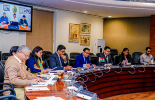 ރާއްޖެއާއި އިންޑިއާ ދެމެދު ވިސާއާ ގުޅޭ ކަންކަން ހަރުދަނާކުރަން މަޝްވަރާތައް ބާއްވައިފި thumbnail image