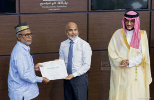 އަރަބި ބަހާ ގުޅޭ މުބާރާތްތަކުން އެއްވަނަ ހޯދި ފަރާތްތަކަށް ސައުދީ އެމްބަސީން އުމްރާ ދަތުރެއް ދީފި thumbnail image