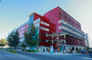 1800އަށް ވުރެ ގިނަ ދަރިވަރުންނަށް ޝަހީދުޢަލީ ސްކޫލުން ފުރުސަތު ދިނިން: ވަޒީރު ޝަފީޢު thumbnail image