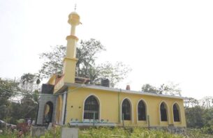 ޝައިޚް ފަރީދުގެ ހަނދާނުގައި ބިނާކުރި މިސްކިތް ހުޅުވައިފި thumbnail image