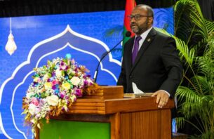 ދީނަށް އޮންނަ ޙުރުމަތް ކެނޑިއްޖެނަމަ، އަންނަ ޖީލުތަކަށް އޭގެ އަސަރު ކުރާނެ: ޝަހީމް thumbnail image