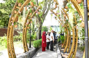 ސަލްޓަންޕާކު ޒަމާނީ ކުރުމަށް ކުރަމުންދާ މަސައްކަތްތައް ރައީސް ބައްލަވާލައްވައިފި thumbnail image