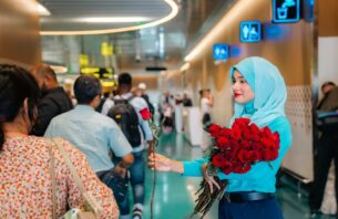 މެދުކެނޑިފައި އޮތުމަށް ފަހު މޯލްޑިވިއަންއިން ބަނގުލަދޭޝްއަށް އަލުން ދަތުރުތައް ފަށައިފި thumbnail image