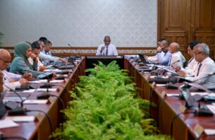 ހަނގުރާމައަށް ހަ ގަޑިއިރު ތެރޭ ފެށި މަސައްކަތުން އަމާން ބަނދަރަށް thumbnail image