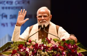 މެދުއިރުމަތީގެ މަސްރަހު ފިނިކުރުމަށް އިންޑިއާގެ ބޮޑުވަޒީރު މޯދީ އަނެއްކާވެސް ގޮވާލައްވައިފި thumbnail image