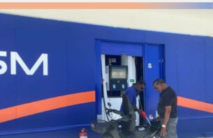 ފ. ނިލަންދޫގައި ތެޔޮ ވިއްކާ މަރުކަޒެއް ހުޅުވައި، އެފްއެސްއެމްގެ ޚިދުމަތް އެ އަތޮޅަށް ފުޅާކޮށްފި thumbnail image