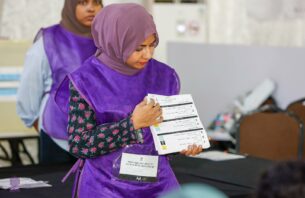 އިންތިޚާބުގެ އެންމެ ފުރިހަމަ ކަވަރޭޖެއް "ނިންމުން" އިން، ރަށްތަކުގެ ފޮށިތަކުގެ ތަފްސީލުވެސް ބަލާލެވޭނެ thumbnail image