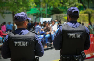 ފުލުހުންގެ ބެލުމުގެ ދަށުގައި ހުއްޓައި މަރުވި މީހާގެ ޕޯސްޓްމޯޓަމް ހަދަން ނިންމައިފި thumbnail image