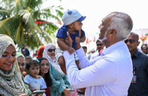 އޯޓިޒަމް ހުންނަ ފަރާތްތައް ބާރުވެރިކުރުވުމަކީ އިޖުތިމާޢީ ފޭރާން ވަރުގަދަވާނެ ކަމެއް: ރައީސް thumbnail image