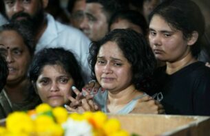 93 ދުވަސް، 26 ފުރާނަ، އެއް އަމާޒެއް: "އޮޕަރޭޝަން މަހާދޭވް" އިން ފަހަލްގާމްގެ ލޭއޮހޮރުވުމަށް އިންސާފު ހޯދައިދިން ގޮތް thumbnail image