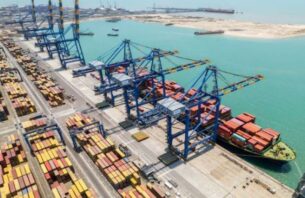 އިޤްތިޞާދީ ގޮންޖެހުންތަކާއެކުވެސް އިންޑިއާގެ އެކްސްޕޯޓް 860 ބިލިއަން ޑޮލަރަށް އަރައި އާ ރެކޯޑެއް ގާއިމުކޮށްފި thumbnail image