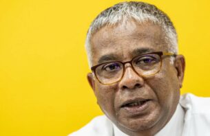 ބުއްދި ސަލާމަތުން ތިބެ ވަޒީރުންނަށް ރުހުންދިނުމަށްފަހު މުޒާހަރާކޮށް ހަޅޭލެވުމުގެ މާނައެއް ނެތް: އަކްރަމް thumbnail image