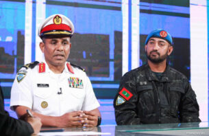 100 މީޓަރުގެ ފުންމިނަށް ފީނުމުގެ ޤާބިލުކަން ހޯދުމަށް ކޯސްޓްގާޑުގެ ޑައިވަރުން ތަމްރީނުކުރަން ފަށައިފި thumbnail image