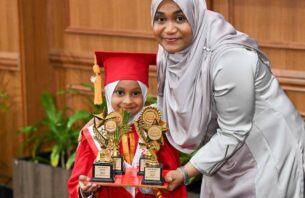 ކުޑަކުދިންނަށް ރައްކާތެރިކަން ކަށަވަރުކޮށްދިނުމަކީ ފޮނި އުންމީދުތައް ޙަޤީޤަތަކަށްވުމުގެ އަސާސް: މެޑަމް ސާޖިދާ thumbnail image