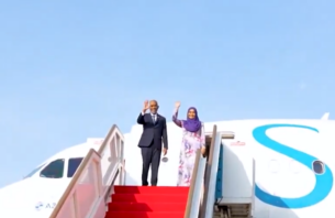 ސްރީލަންކާއާ އެކު މުހިންމު އެއްބަސްވުންތަކެއް އެކުލަވާލެއްވުމަށްފަހު، ރައީސްގެ ފުރަމާނަ ދަތުރުފުޅު ނިންމަވާލައްވައިފި thumbnail image
