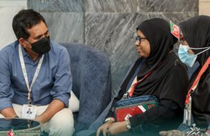 މައްކާގައި ތިބި ދިވެހި ޙައްޖުވެރިންނާ އަމީރުލްޙައްޖު ބައްދަލުކުރައްވައިފި thumbnail image