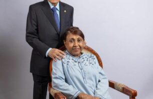 އީދު ތަހުނިޔާއާ އެކު އާންމުކުރެއްވި ރައީސް މައުމޫންގެ ދެކަނބަލުންގެ ފޮޓޯފުޅަށް ބޮޑު ތަރުހީބެއް thumbnail image