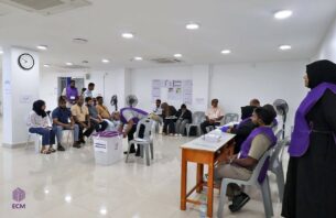 މީދޫ ކައުންސިލްގެ ރައީސަކު ކަނޑައެޅުމަށް ބާއްވާ އިންތިޚާބުގެ ވޯޓުލުން ފަށައިފި thumbnail image
