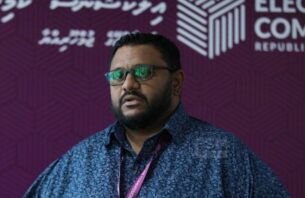 މައްސަލައެއް ދިމާނުވާނަމަ، ގަޑިއަށް ވޯޓު ފޮށިތައް ބަންދުކުރާނެ: އީސީ thumbnail image