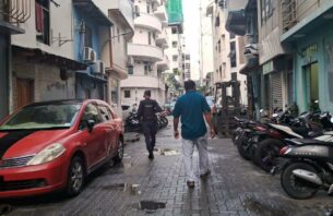 ފުލުހުންގެ ގޭންގު ކްރައިމް އެންފޯސްމަންޓް އޮފިސަރުން ބައެއް ސަރަހައްދުތައް ޕެޓްރޯލްކުރަން ފަށައިފި thumbnail image