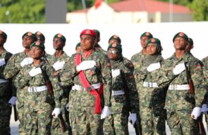ވަތަނީ ހިދުމަތުގެ ދަސްވެނީންނަށް ރައީސް މަރުހަބާ ވިދާޅުވެއްޖެ thumbnail image