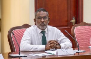 މަސް ދިރިއުޅޭނީ ފެން އޮތްތާކު، ސަރުކާރު ދޫކޮށް އެމްޑީޕީއާ ގުޅޭނެ ޕީއެންސީ މެންބަރަކު ނުހުންނާނެ: ޝަރީފް thumbnail image
