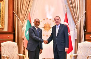 ތުރުކީގައި ހިނގި ނުރައްކާތެރި ބަސް އެކްސިޑެންޓާ ގުޅިގެން ރައީސް މުޢިއްޒު ތަޢުޒިޔާ ފޮނުއްވައިފި thumbnail image
