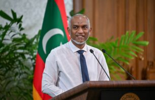ރަސްމާލެއިން އެއްވެސް ފަރާތަކަށް ބިން ދޫކުރުމުގެ ވިސްނުންފުޅެއް ނެތްކަމަށް ރައީސް ވިދާޅުވެއްޖެ thumbnail image