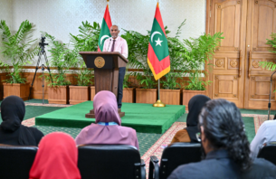 ހަނގުރާމައާ ގުޅިގެން މަޑުޖެހުނު މަޝްރޫއުތައް ވަަރަށް އަވަހަށް ހަލުވިވެގެންދާނެ: ރައީސް thumbnail image