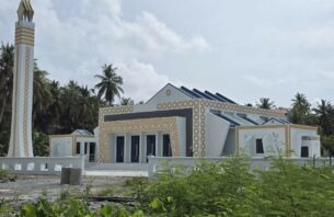 ވަންދޫގައި ތަރައްޤީކުރާ މިސްކިތުގެ 95 އިންސައްތަ ނިމިއްޖެ thumbnail image