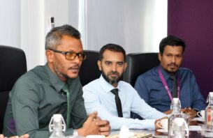 އީފާސް ބޭނުންކުރަން ފެށިފަހުން ސިޔާސީ ޕާޓީތަކުގެ ދަފުތަރުތަކުގެ ސައްހަކަން ކަށަވަރުކުރެވިއްޖެ thumbnail image