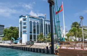 ބޮޑުތަކުރުފާނުމަގު ތަރައްޤީކުރުމުގެ މަޝްރޫޢުގެ ޝީޓްޕައިލްކުރުން ނިންމާލައިފި thumbnail image
