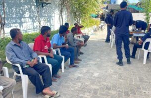 ތިލަފުށީގައި ގަވާއިދާ ހިލާފަށް އުޅުނު 35 ބިދޭސީއަކު އަނބުރާ ގައުމަށް ފޮނުވާލަނީ thumbnail image