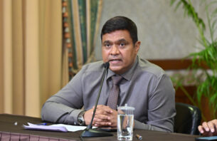 ގޮންޖެހުންތަކާ އެކު ވެސް، މިއަހަރު ރާއްޖެއަށް އަންނަ ފަތުރުވެރިންގެ އަދަދު އިތުރުވާނެ: ވަޒީރު އަމީން thumbnail image