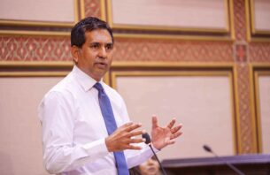 ރާއްޖޭގެ އިގްތިސާދީ ދަތިކަމުގެ ސަބަބަކީ އެމްޑީޕީން ފައިސާ ޗާޕުކުރުން: ވަޒީރު ސައީދު thumbnail image