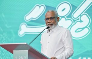 ދަރަނިން ޤައުމު ސަލާމަތްކުރެއްވިތީ ރައީސްއަށް 2028 އިންތިޚާބު ކާމިޔާބުކޮށްދިނުން ޙައްޤު: ޢަބްދުއްރަޙީމް thumbnail image