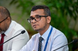 ރިސޯޓްތަކަށް ލިބޭ ޑޮލަރުގެ %40 މާރުކުރާ ގޮތަށް ގާނޫނު ބަދަލުކުރަނީ thumbnail image