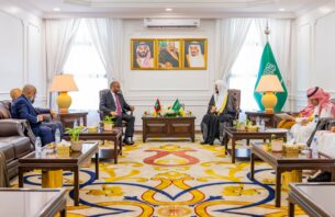 ރާއްޖޭގައި ބައިނަލްއަޤްވާމީ ޤުރުއާން މުބާރާތެއް ތަޢާރަފުކުރުމަށް ސަޢުދީގެ އެހީއަށް އެދިއްޖެ thumbnail image
